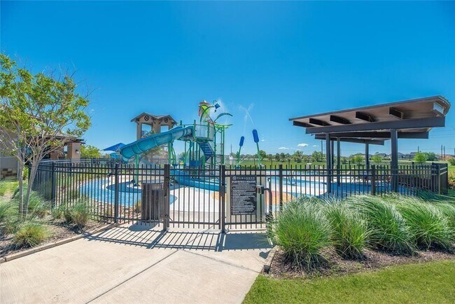 Building Photo - 3023 Dripping Springs Ct