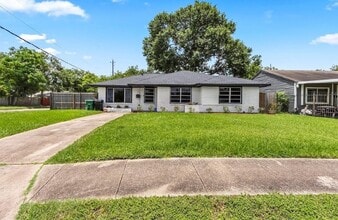 Building Photo - 4303 Dacca Dr