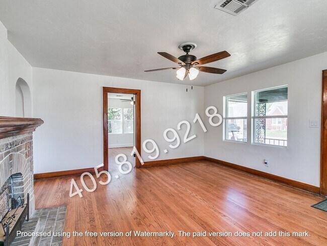Building Photo - 2212 N Kelham Ave
