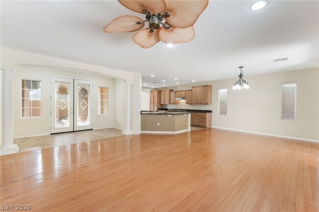 Building Photo - 224 Uccello Dr