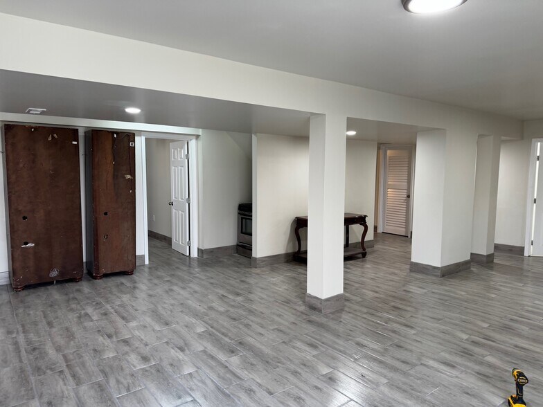 Building Photo - 114 Meadowgate Ct
