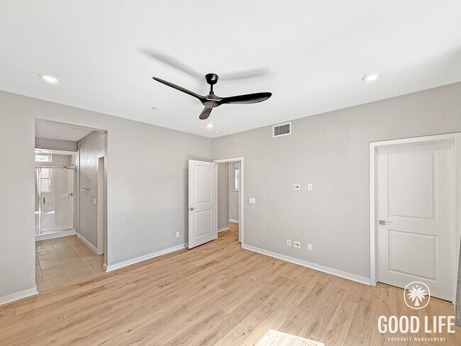 Building Photo - Stunning 2B/2BA Townhome in Mira Mesa for Rent!