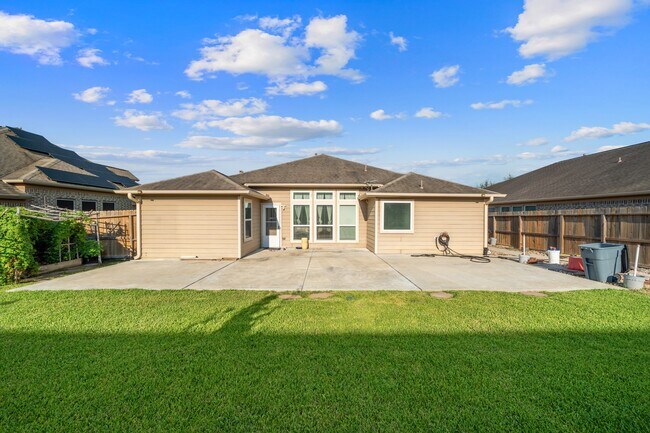 Building Photo - 15427 Signal Ridge Way
