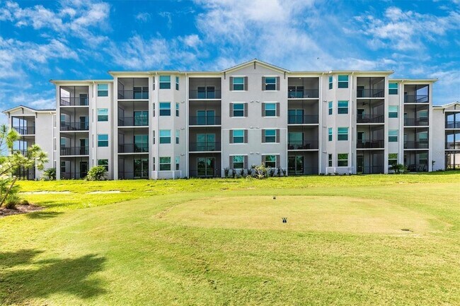 Building Photo - 12320 Wellen Golf St