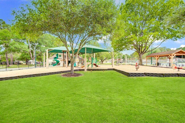 Building Photo - 6206 Rippling Hollow Dr