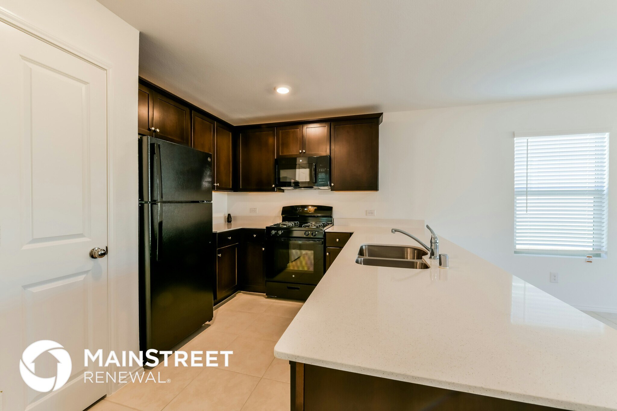 Building Photo - 332 Dry Cyn Wy