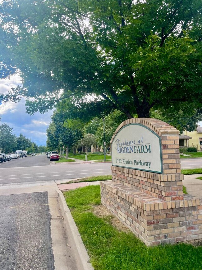 Building Photo - Amazing 3 bed, 3.5 bath Condo in Rigden Farm!