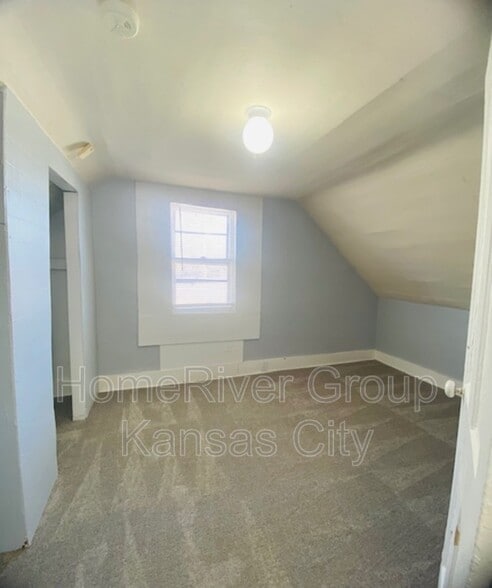 Building Photo - 606 Fairground Ave
