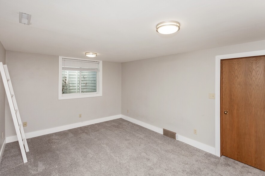 Bedroom 3 - 2031 Friley Rd