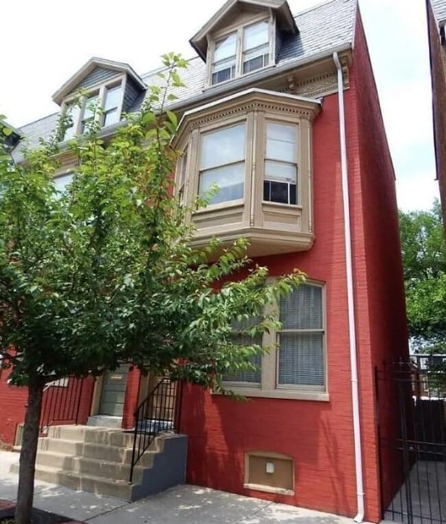 Building Photo - Historic 5 Bed 1.5 Bath in York