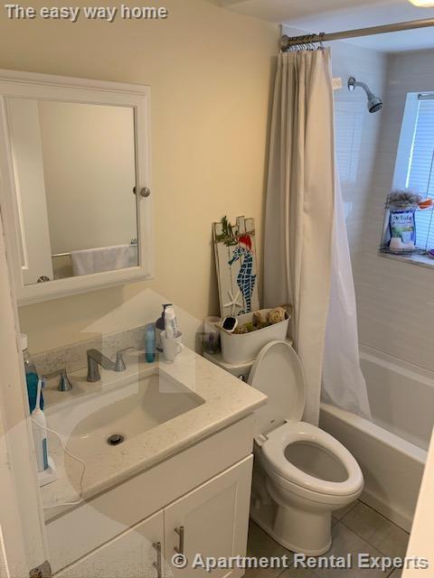 Building Photo - 6 Blair Pl