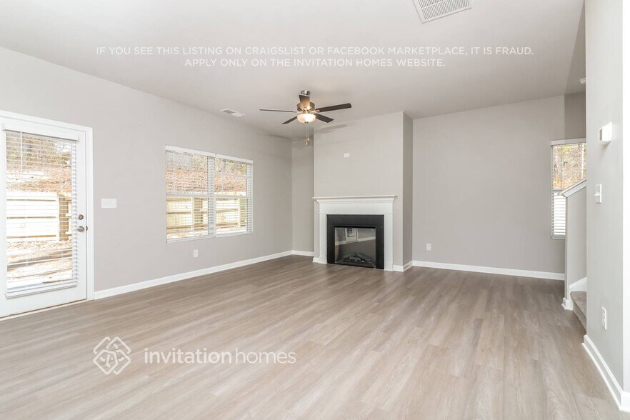 Building Photo - 106 Streambank Ct