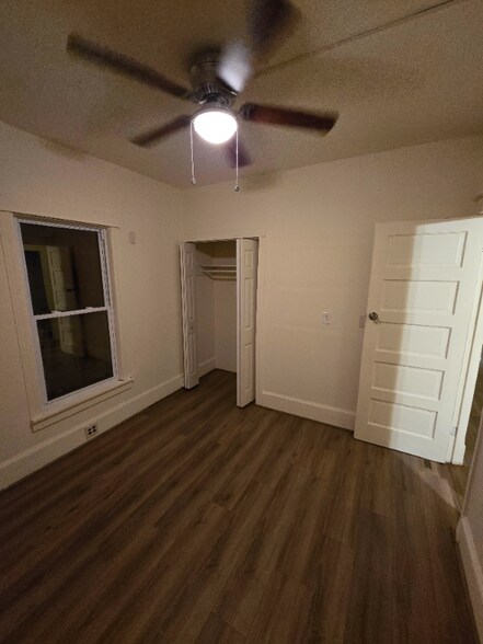 Building Photo - 20 Innis Ave