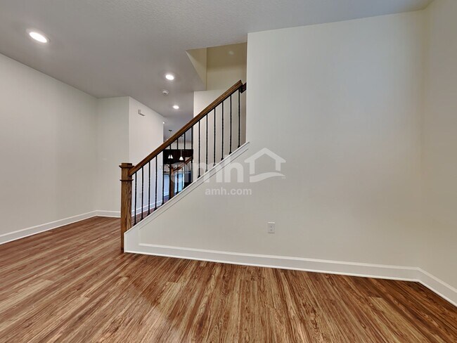 Building Photo - 1247 Tan Tara Trl