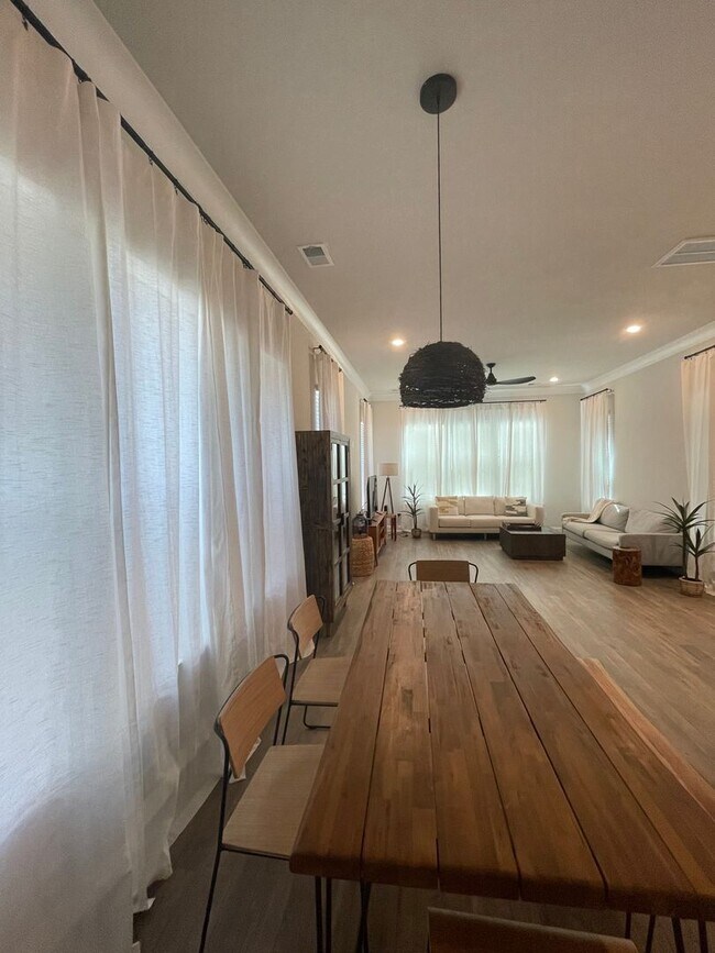 Building Photo - Spacious Johns Island Single Family Home