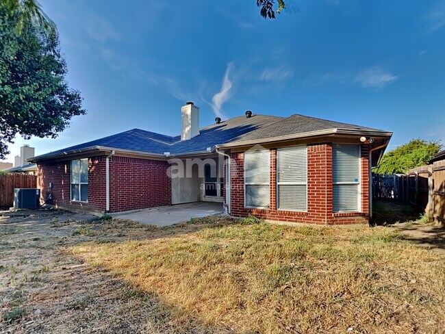 Building Photo - 7307 Fossil Garden Dr