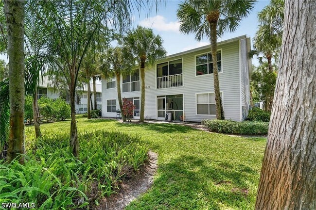 Building Photo - 1915 Courtyard Way