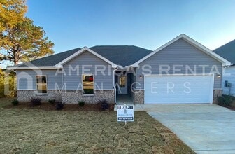 Building Photo - Home for Rent in Weaver AL... Coming Soon!