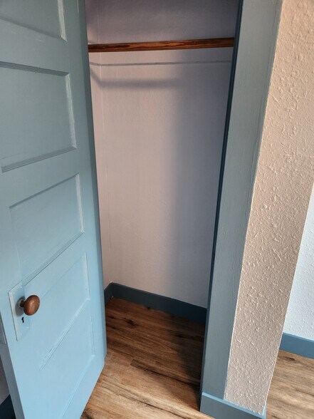 Bed 1 Closet - 430 S 52nd St