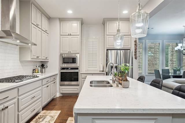 Building Photo - 6809 Royal View Dr