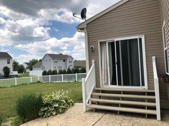 Building Photo - 5330 Ivandale Dr