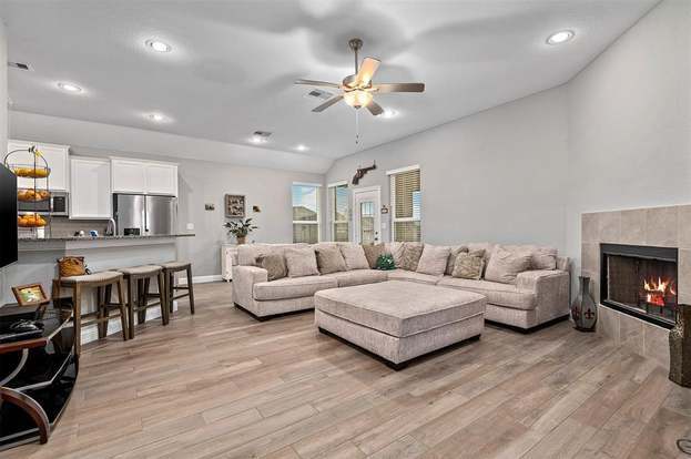 Building Photo - 19029 Villa Ln