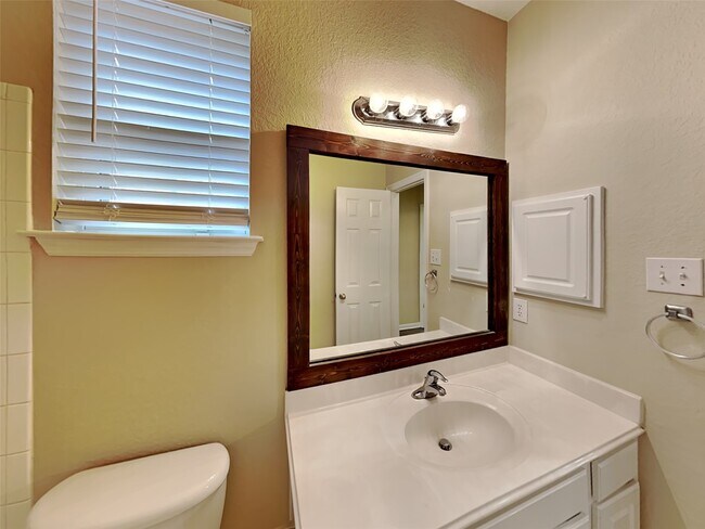 Building Photo - 10923 Tattershall Ln