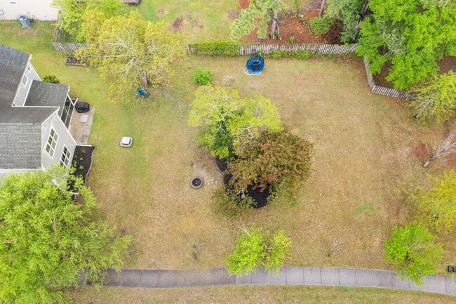 Building Photo - 154 Cornel Ln