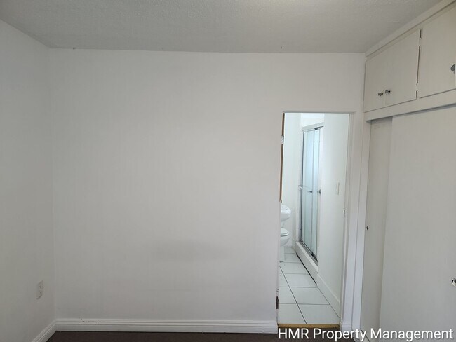 Building Photo - 4604 Durfee Ave