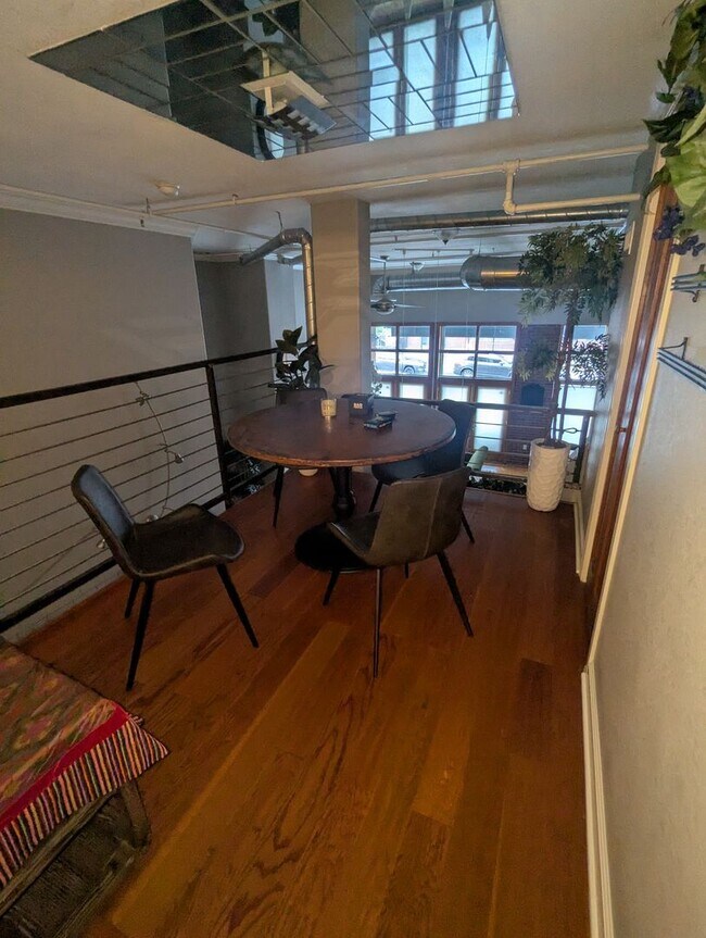 Building Photo - FANTASTIC LUXURY CONDO IN BALLPARK NEXT TO COORS FIELD!  FULLY-FURNISHED!