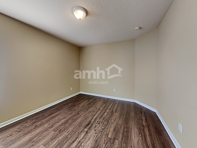 Building Photo - 12227 Sand Lake Ct