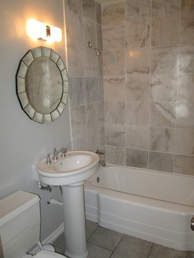 Building Photo - PRELEASING - Aug 2025 -(3) Bed/(1) Bath Cl...