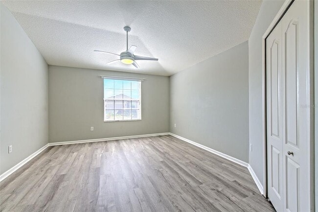Building Photo - 5046 Gato Del Sol Cir