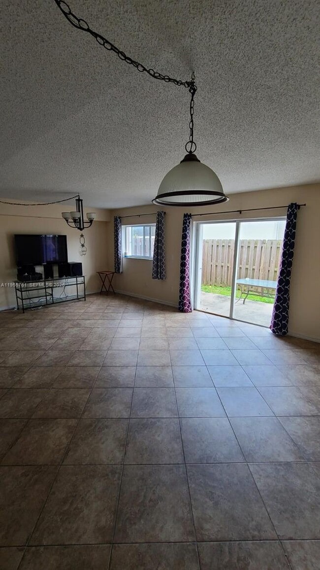 Building Photo - 20814 San Simeon Way