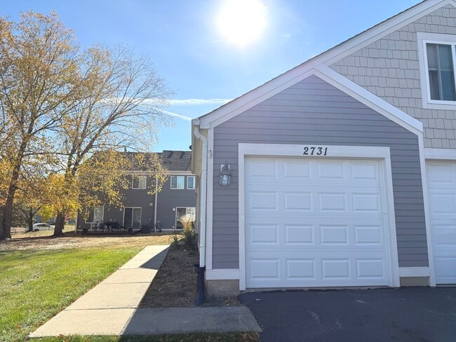 Primary Photo - 2731 Wilshire Ct
