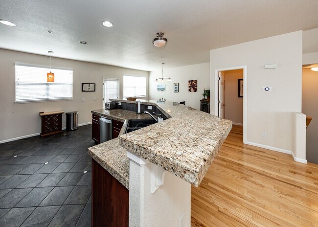 Building Photo - Downtown 3 Bedroom Townhome with 2 Car Garage