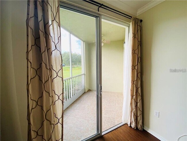 Building Photo - 5655 Bentgrass Dr