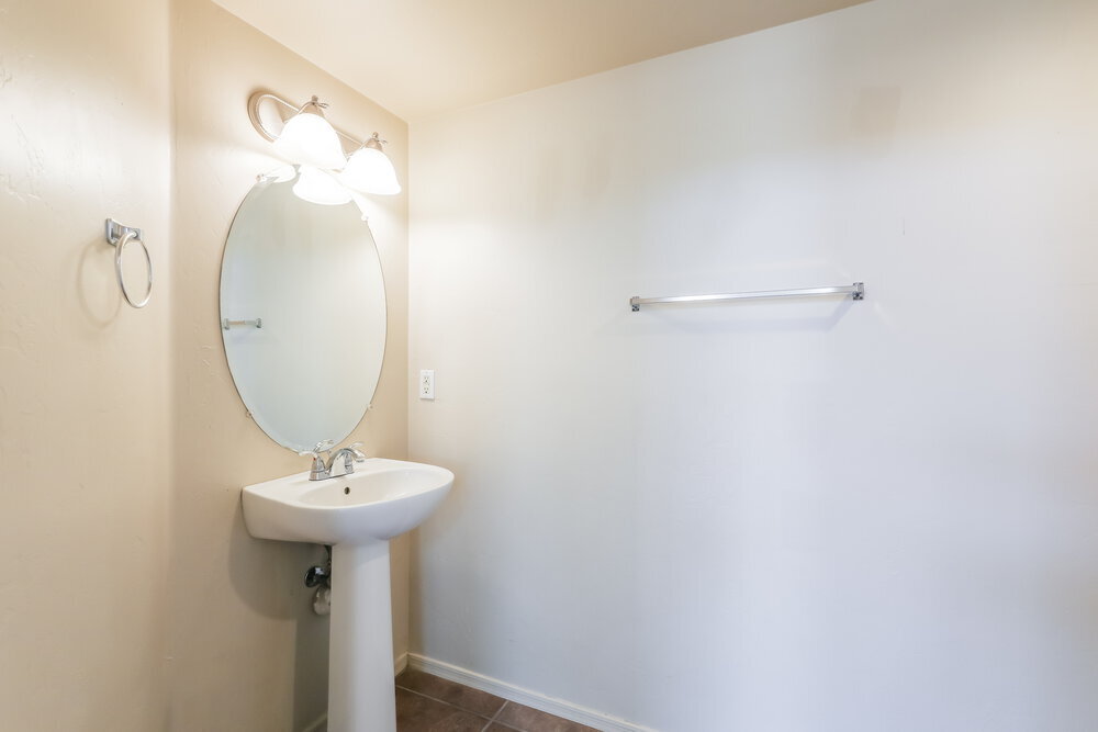 Building Photo - 5562 S Lemon Tree Dr