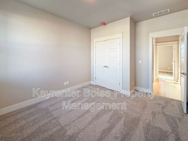 Building Photo - 4379 E Wedge St