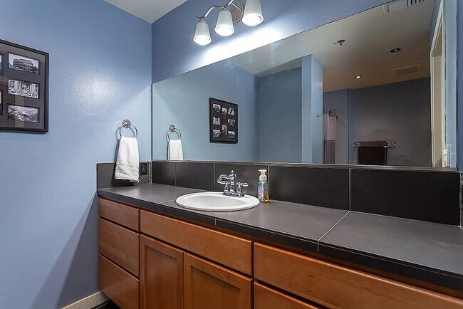 Building Photo - Urban Luxury Living in Downtown Spokane – ...