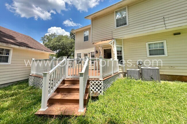 Building Photo - 324 Curacao Way