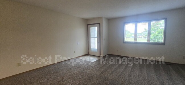 Building Photo - 10915 Pine Mills Rd