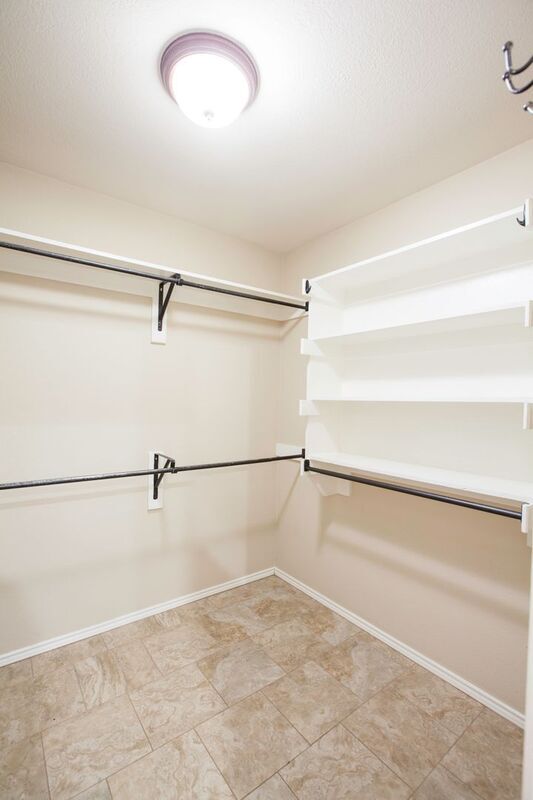Building Photo - 3103 Creekwood Dr