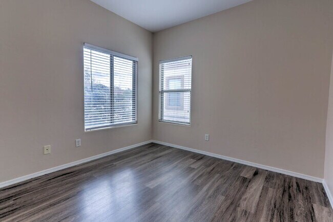 Building Photo - Rancho Sahuarita