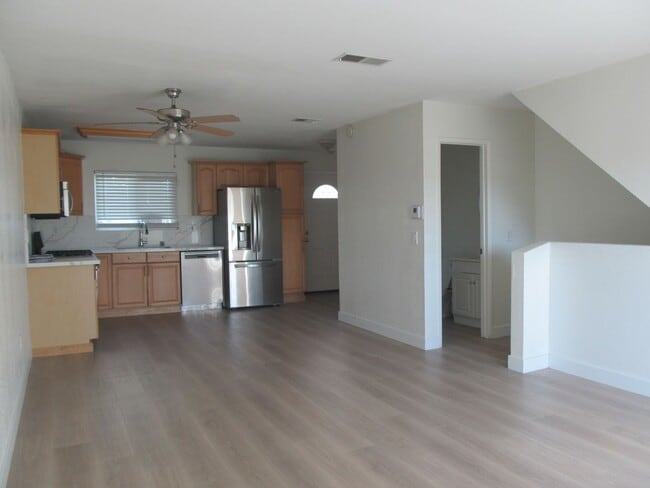 Building Photo - by the Beach