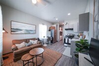 Building Photo - 242 Ulrich Ln