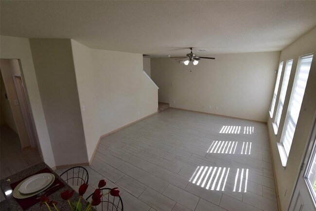 Building Photo - 2319 Bright Sunrise Trl