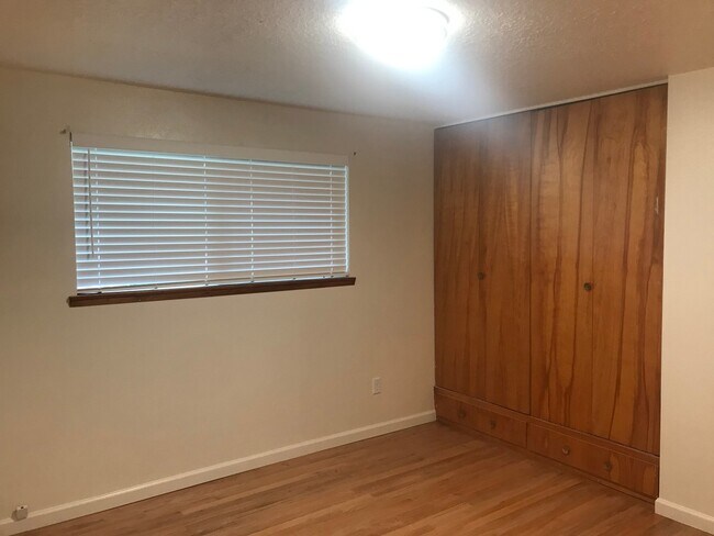 Building Photo - 3 Bed 1.75 Bath SFR Rambler Everett