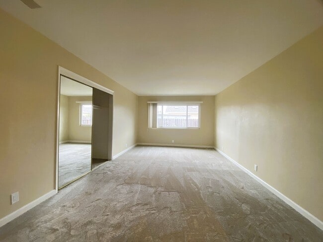 Building Photo - Lovely 3-bedroom home for rent in Fremont - Sundale!