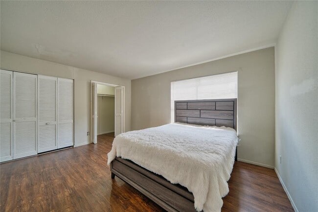 Building Photo - 6001 Reims Rd
